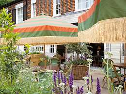 Riverside Courtyard restaurant, The Ragged Robin