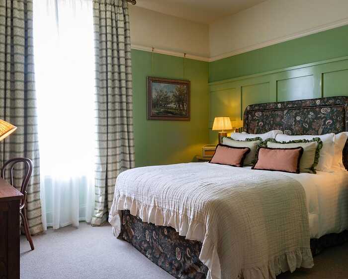 Comfy room, The Ragged Robin