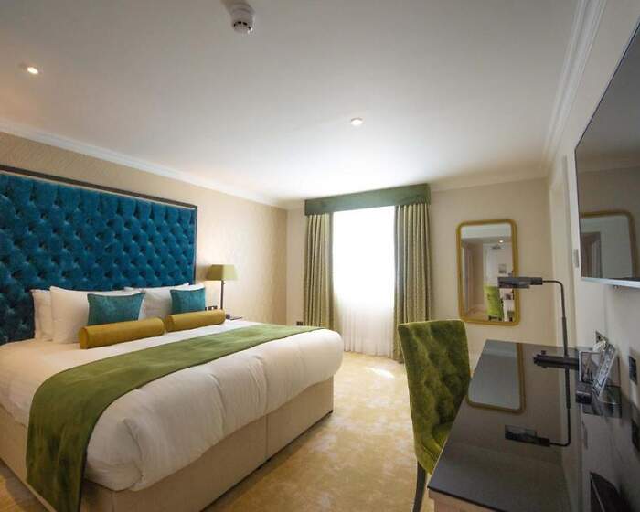 Deluxe King room, Abbots Barton