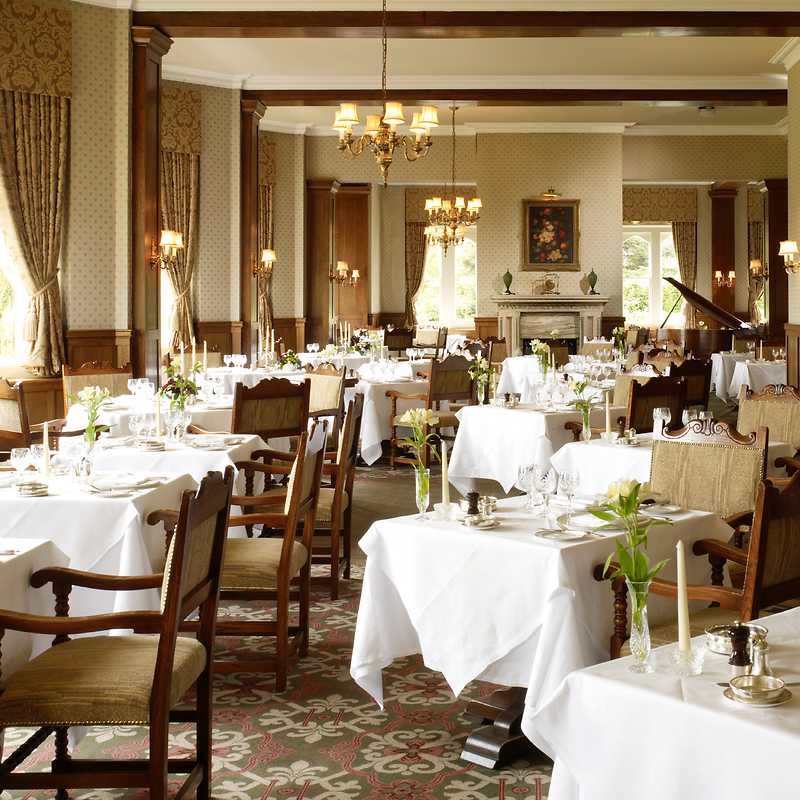 Ashdown Park Restaurant, dining and eating information around Ashdown
