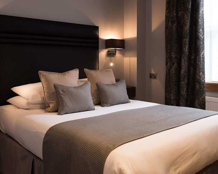 Small Standard room, Balmer Lawn Hotel