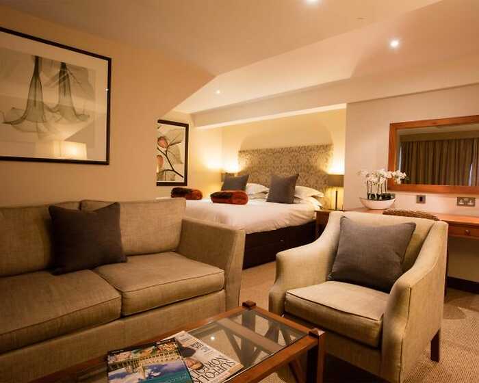 The Valley Suite room, Barnham Broom