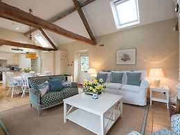 Bruern Cottages - Shipton room Shipton room, Bruern Cottages