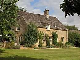 Bruern Cottages - Bookers room Bookers room, Bruern Cottages