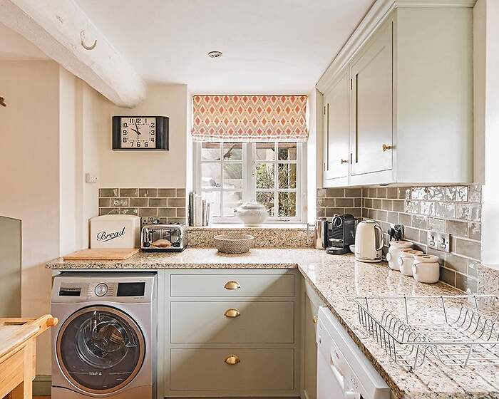 Aintree room, Bruern Cottages