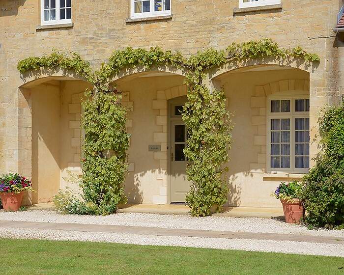 Sandown room, Bruern Cottages