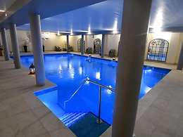 Comis Hotel, Spa & Golf Resort