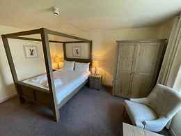 Comis Hotel, Spa & Golf Resort