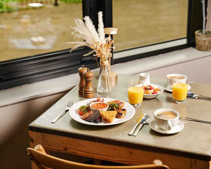 Le Brûlot Bar & Grill restaurant, Comis Hotel, Spa & Golf Resort