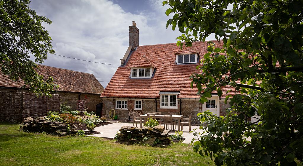 Cowdray Cottages