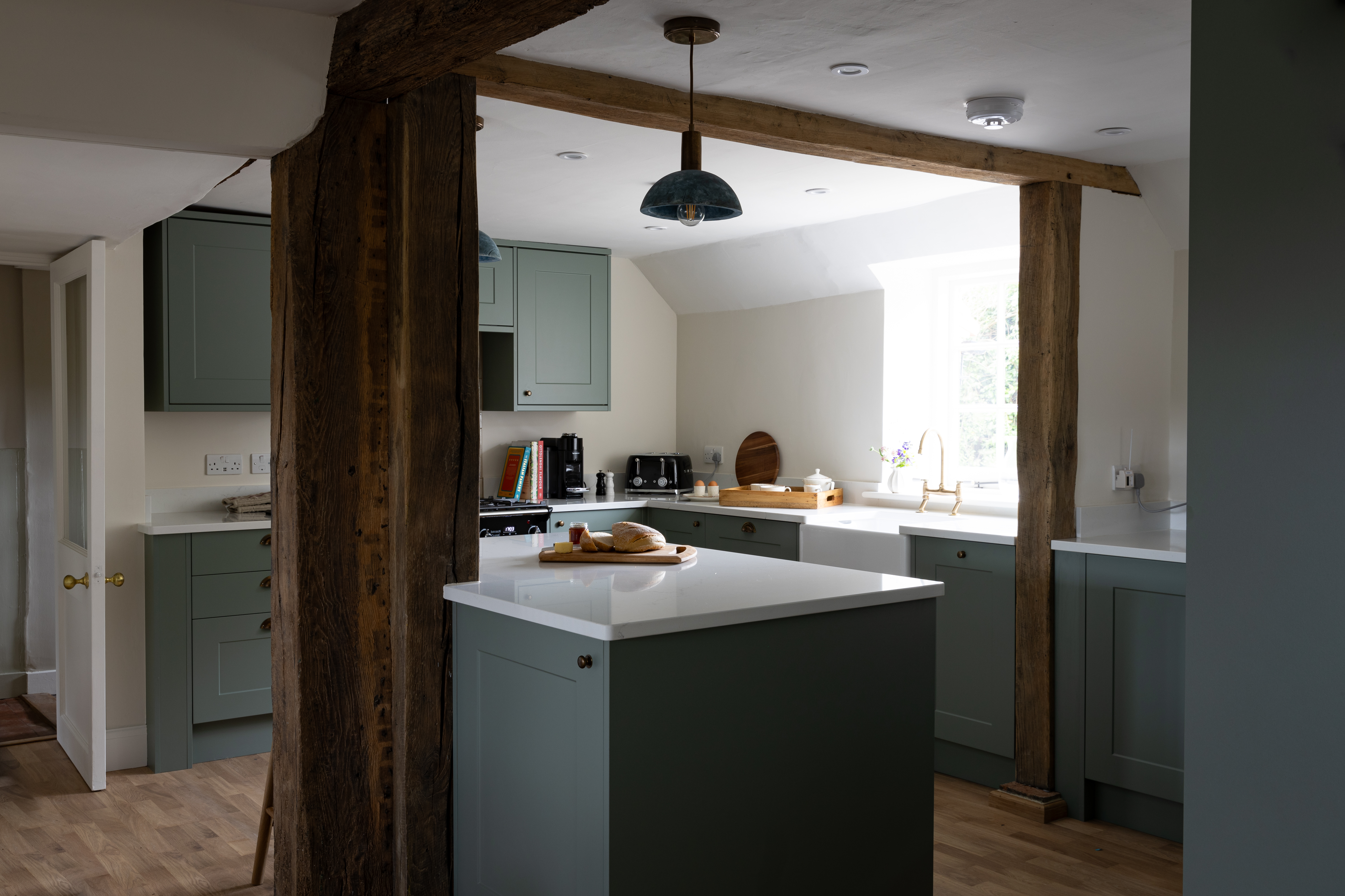 Cowdray Cottages - Ambersham room