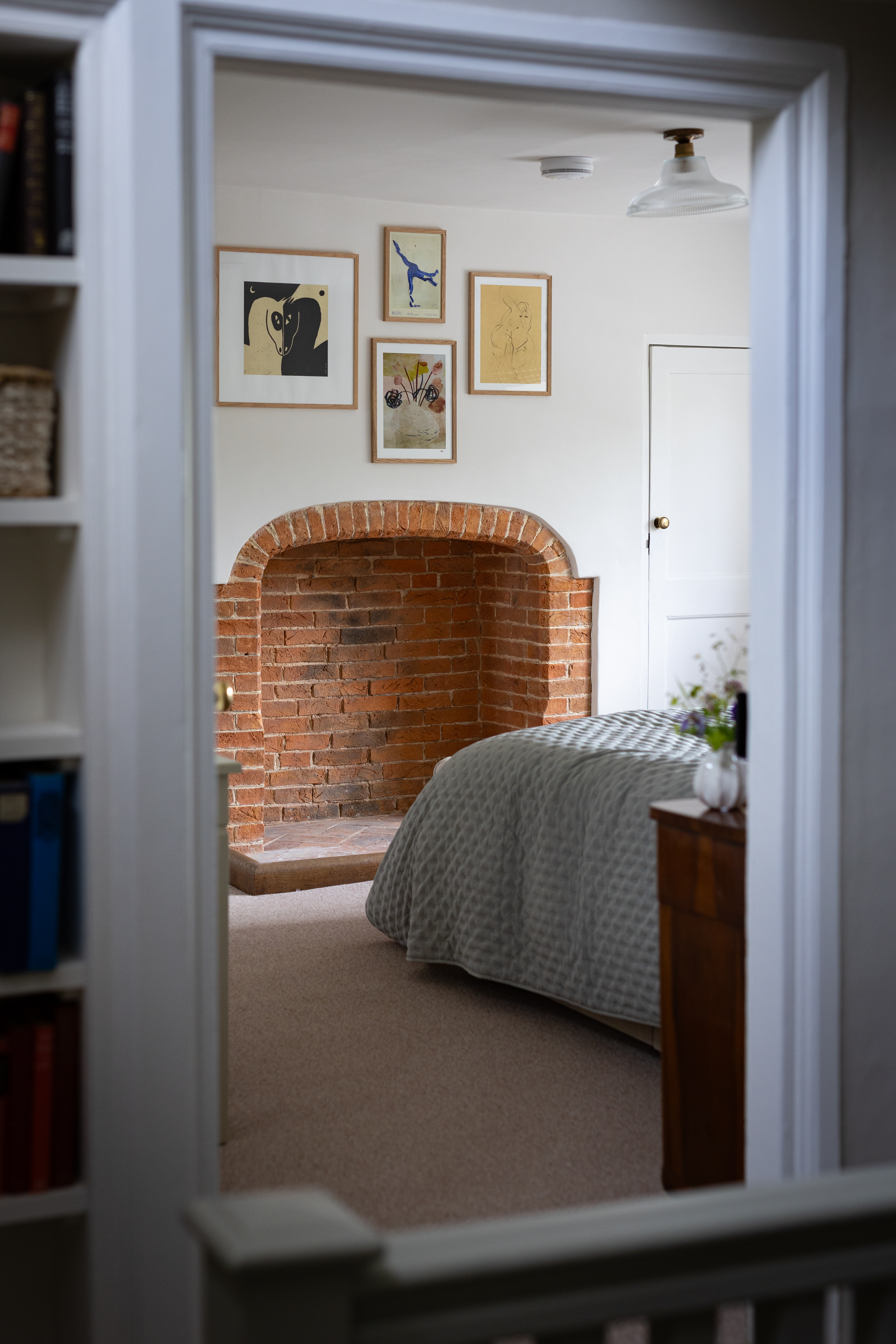 Cowdray Cottages - Ambersham room