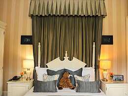 Suite room, Cringletie House
