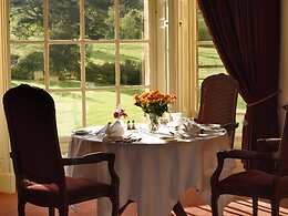 Cringletie House