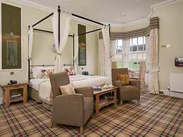 Junior room, Cringletie House