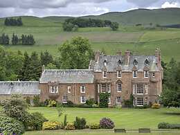 Cringletie House