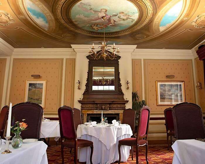 The Sutherland Restaurant restaurant, Cringletie House