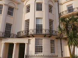Drakes Hotel