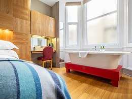 Good room, Drakes Hotel