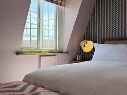 Drakes Hotel