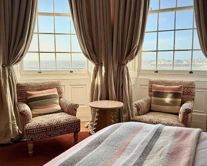 Great room, Drakes Hotel