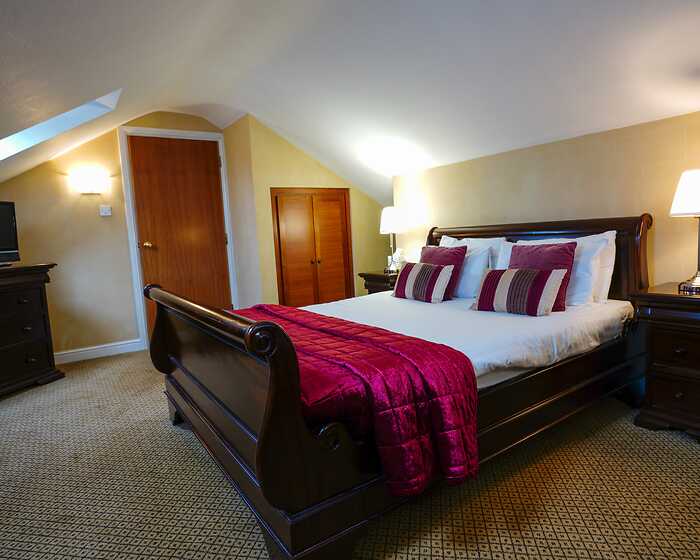 Penthouse room, Gomersal Park Hotel & Dream Spa