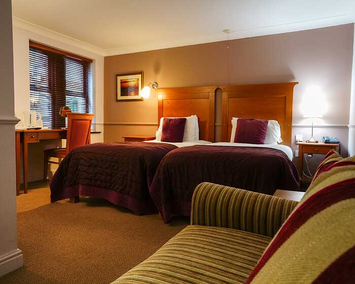 Accessible Twin room, Gomersal Park Hotel & Dream Spa