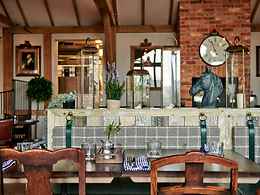 Hare and Hounds, Newbury - Pub and Restaurant restaurant Pub and Restaurant restaurant, Hare and Hounds, Newbury