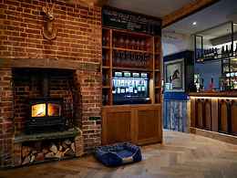 Hare and Hounds, Newbury - Pub and Restaurant restaurant Pub and Restaurant restaurant, Hare and Hounds, Newbury