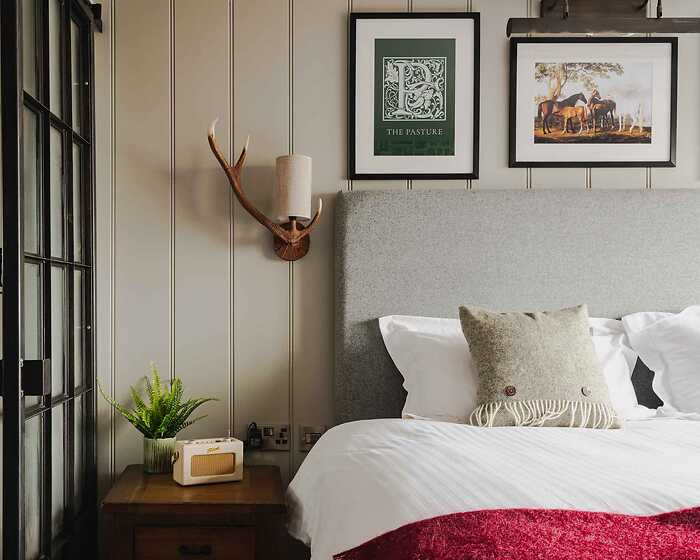 Deluxe King room, Hare and Hounds - Newbury
