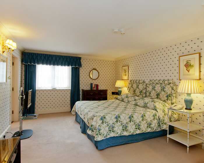 Courtyard room, Hartwell House & Spa