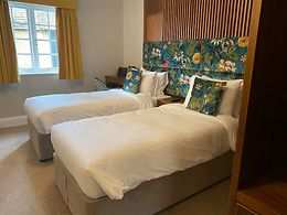 Haycock Manor Hotel - Classic room Classic room, Haycock Manor Hotel