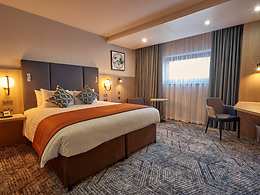 King Executive room, Crowne Plaza Hotel Reading East