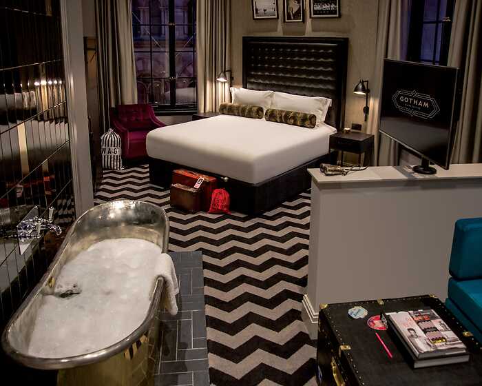 Bank Manager's Suite room, Hotel Gotham