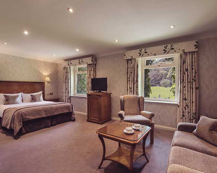 Classic Junior Suite room, Lakeside Hotel and Spa