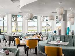 Waterside Restaurant restaurant, Langstone Quays Hotel