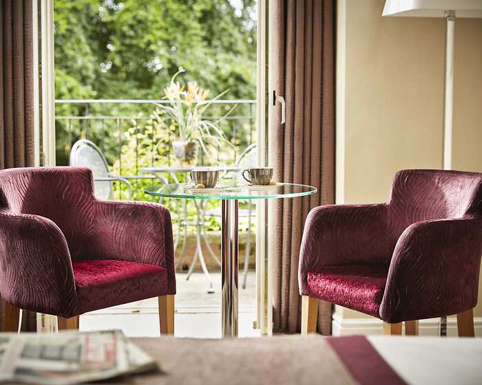 Feature Twin room, Lion Quays Hotel & Spa