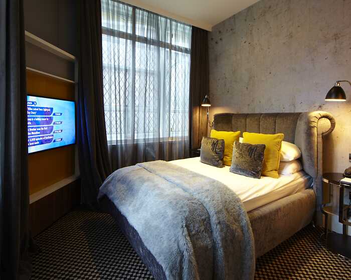 Cosy Double room, Malmaison London