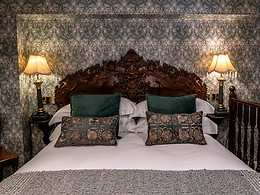 Melville Castle - Junior room Junior room, Melville Castle