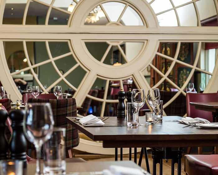 The Bay Restaurant restaurant, Orestone Manor