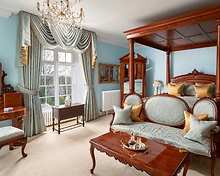 Plas Dinas Country House