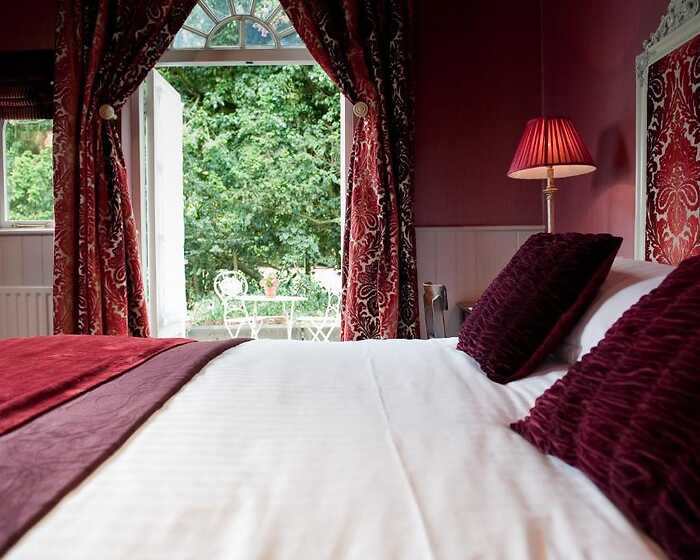 Mews room, Ravenwood Hall