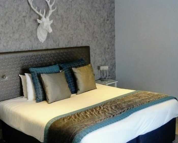 Deluxe room, Shrigley Hall Hotel