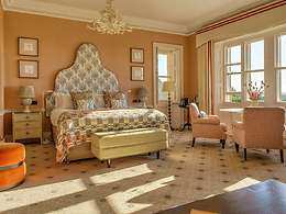 South Lodge Hotel & Spa