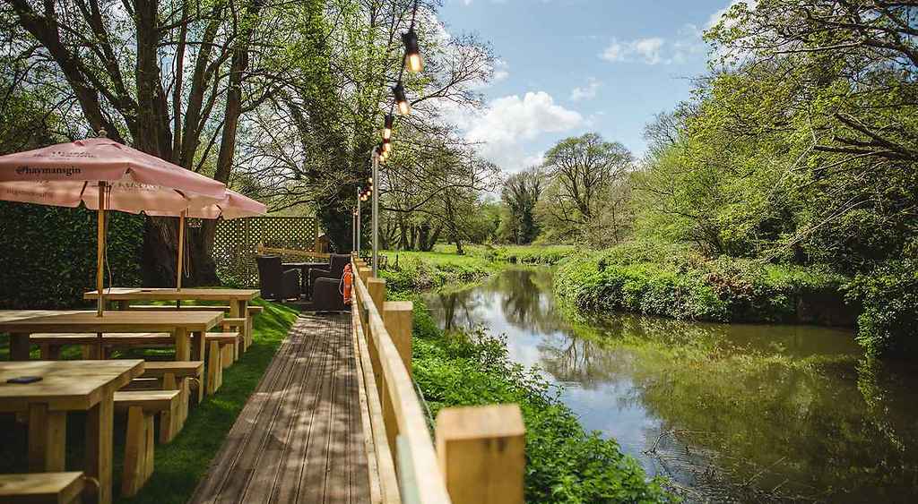 The Stag on the River, Eashing
