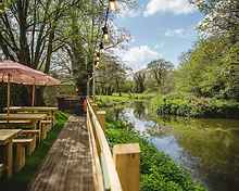 The Stag on the River, Eashing