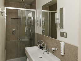 Standard Double room, Stoke Place