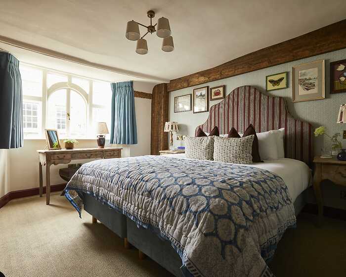 Classic room, The Bull on Bell Street