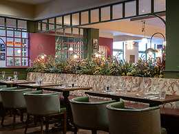 The Coat & Bear Pub restaurant, The Coat & Bear
