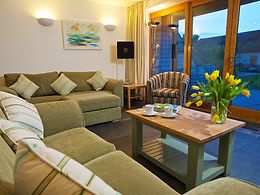 The Dartmouth Cottages - Luxury Cottage room